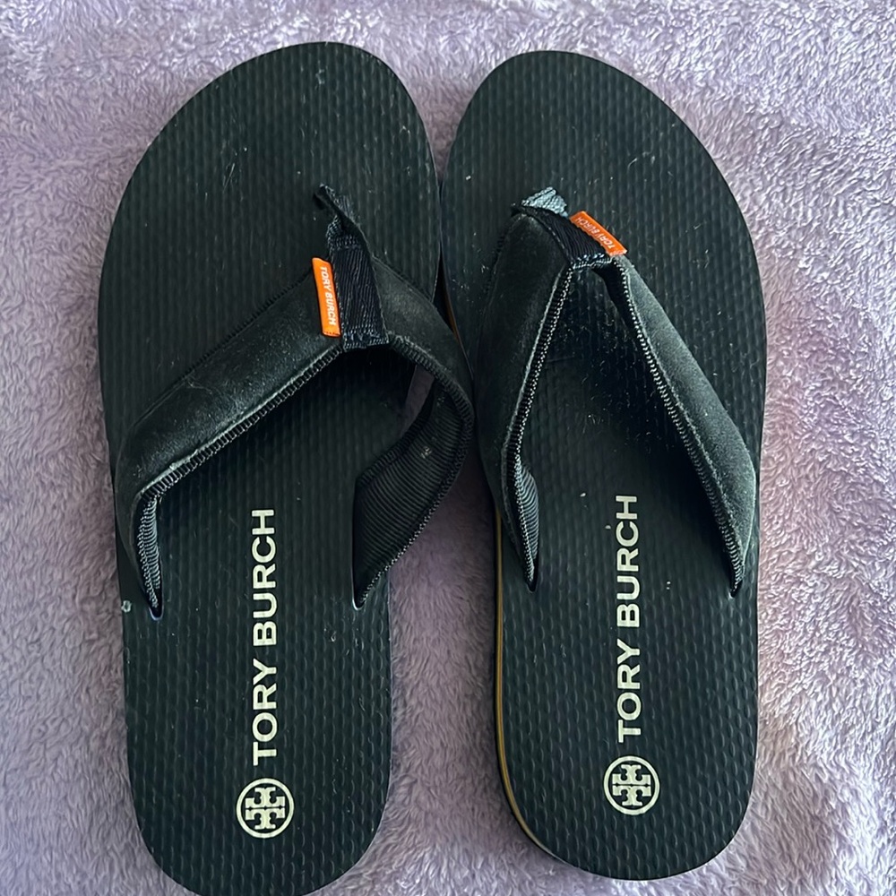 tory burch flip flops